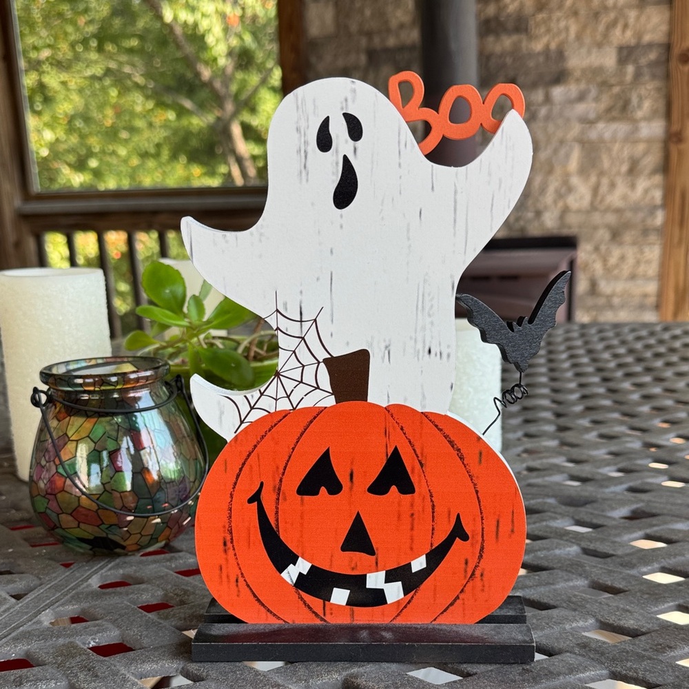 NEW Halloween Ghost and Pumpkin Decor